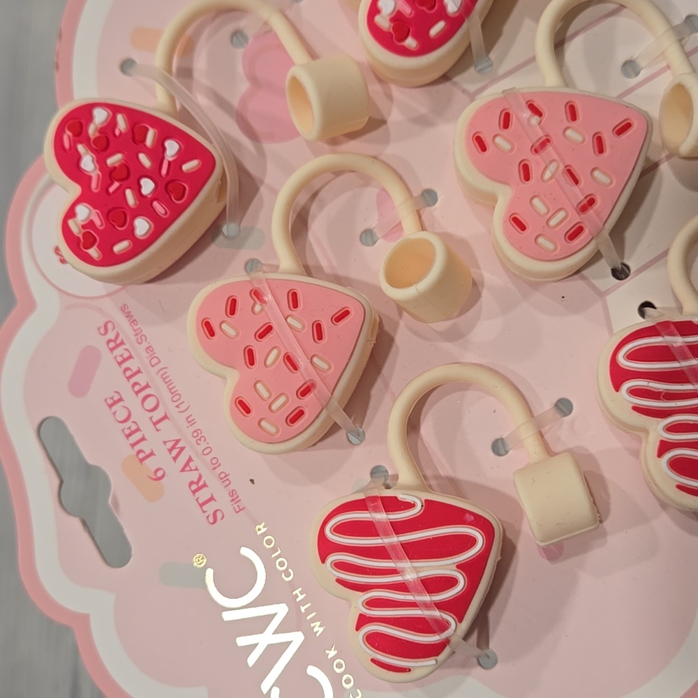 CWC Heart-Shaped Straw Toppers Set - Picture 2 of 4